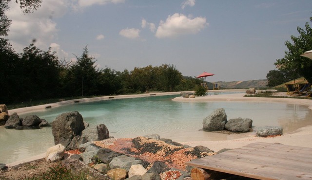 Independent accommodation for Groups over 15 people: Apartments, Glamping, Pool