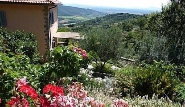 Independent Accommodation in Villa with Private Pool and uninterrupted views