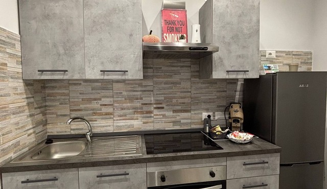 Independent Apartment 5 minutes walk from the excavations of Herculaneum.