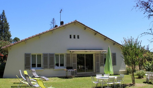 Independent house near Périgueux, Wifi included