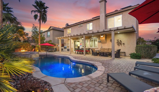 Indio Casa Welcomes Everyone to stay and relax