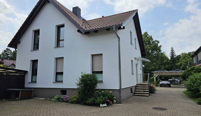 Individuelle Ferienwohnung im Grünen Südosten von Leipzig mit Eigener Terrasse
