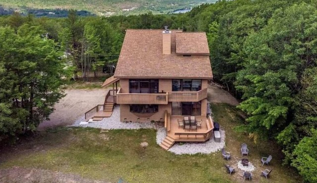 Indoor Pool and Sauna, Dog and Family Friendly