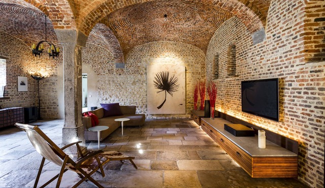 Indrani Lodge