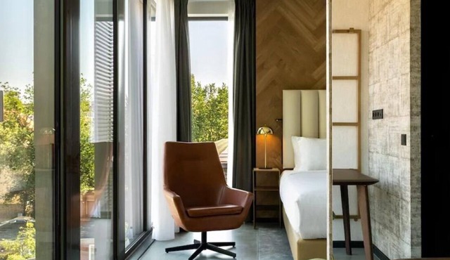 Indulge in Spacious Rooms – Steps from Historic Attractions - 4 Units
