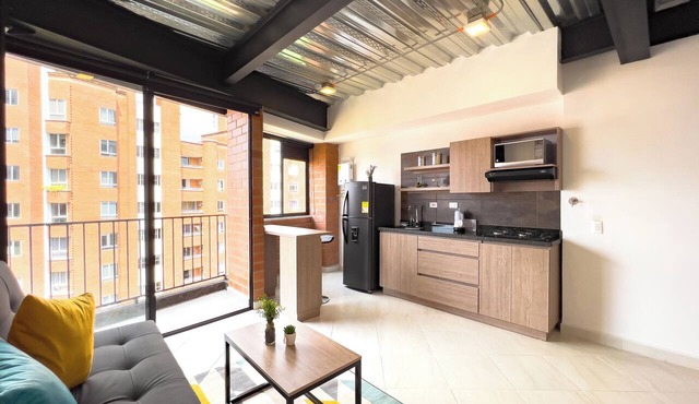 Industrial architectured Apt in the heart of Laureles with beautiful valley view