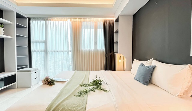 Industrial Chic Studio Apartment At Kemang Village