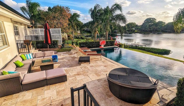 Infinity pool Luxury furnishings 48 amp level 2 E.V. charger