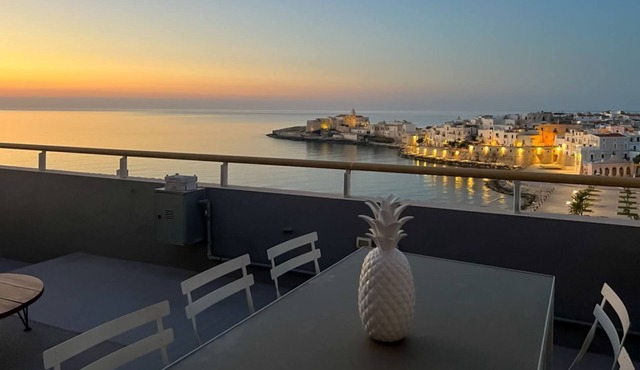 Infinity - Stunning Sea View Penthouse
