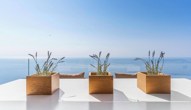 Infinity Villa with amazing sea views!