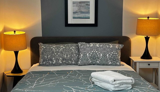 Inglis Heritage, Cozy 2-BDRM near Waterfront
