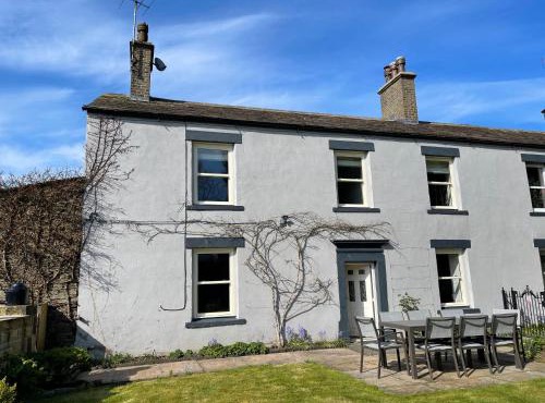 Ings House