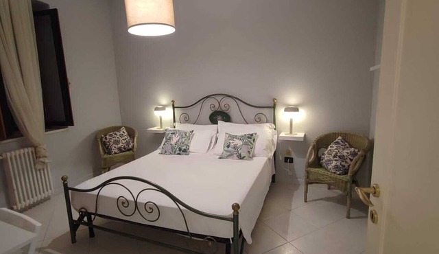 INN FULL CENTER B&B, APARTMENTOLuxury apartment in the center of Foggia