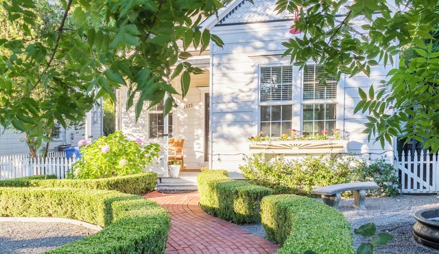 Inn St Helena