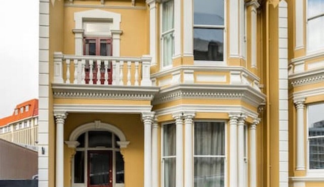 Inner City Executive Living on Stuart Street