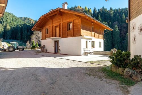 Innerjerberhof Sunnseit