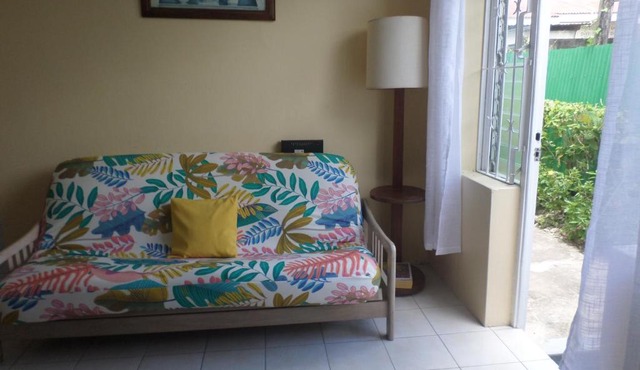 Inniss Apartment By The Beach