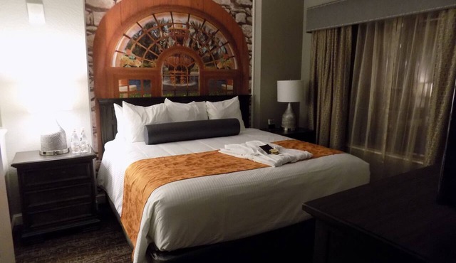 INSIDE DISNEYWORLD 2 BDRM 2 BATH WYNDHAM BONNET CREEK+