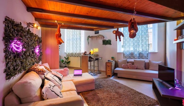 Insthouse - Let’s Chill It!