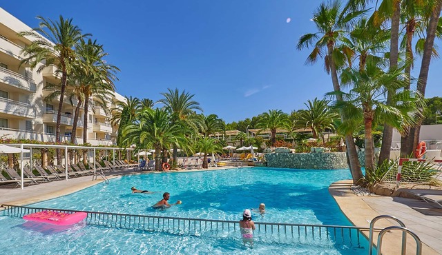 Intelier Rosella Hotel by Intelier Hotels & Suites