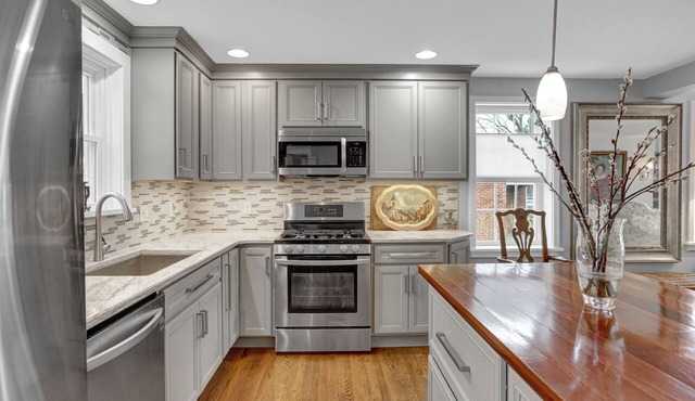 Interior Decorators Own