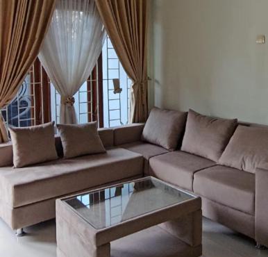 Inti Homestay 3 Kamar Fasilitas Lengkap