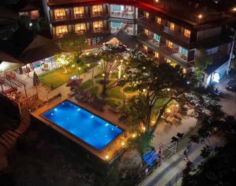 Intimate Riverside Resort Vang Vieng