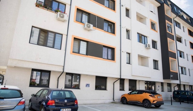 Inviting 1-Bed House in Roșu