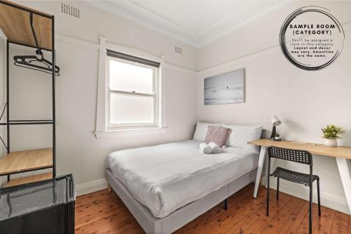Inviting Double Room - A Peaceful Budget Stay in Padstow - Shared Bathroom