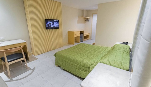Inviting Studio for Weekend Getaway in Etsu Hotel