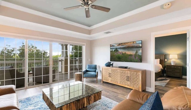 Inviting vacation spot at Reunion Resort close to