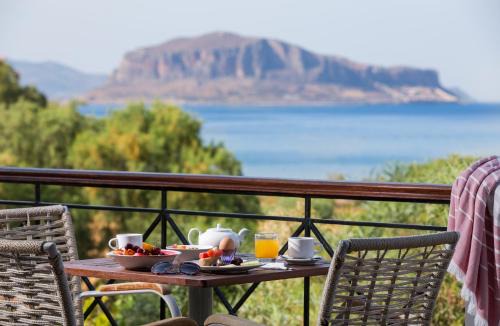 Iris Beach Hotel