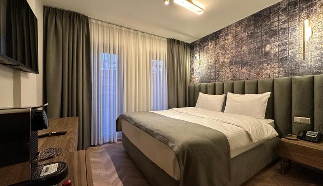 Iris Han Hotel
