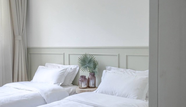 Iris House Hotel