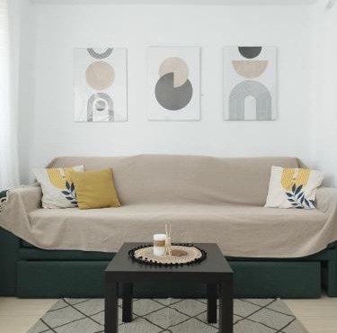 Iris Room