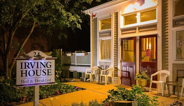 Irving House At Harvard