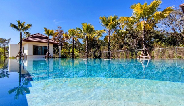 Isan Golf & Adventure Hotel