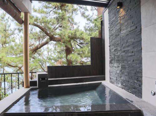 ISANA Resort