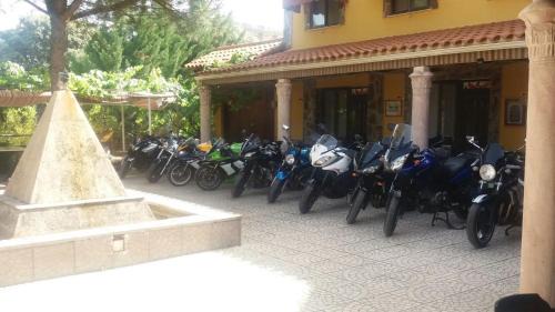 Isis de Cuenca Alojamiento Superior especial para Moteros con Piscina