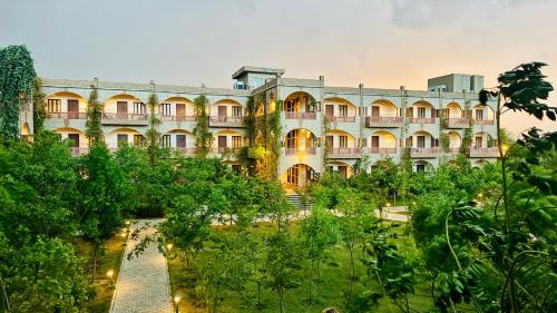 ISKCON Govardhan Retreat Center