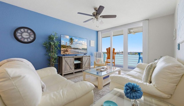 Isla Del Sol Bahia Vista 7-507 2/2 Amazing View