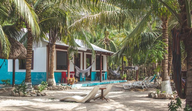 Isla Grande Eco-Hostal