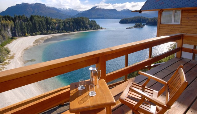 Isla Victoria Lodge
