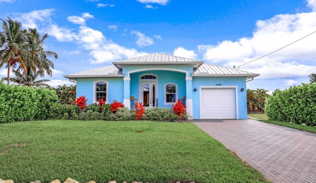 ISLAND LIFESTYLE FAMILY VACATION HOME (BRAND NEW)