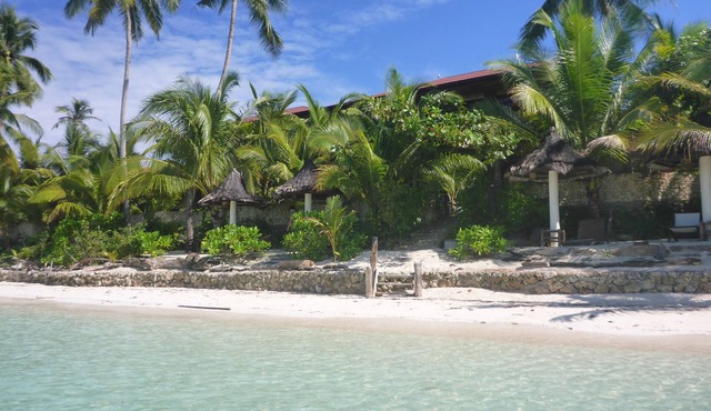 Island View Beachfront Resort