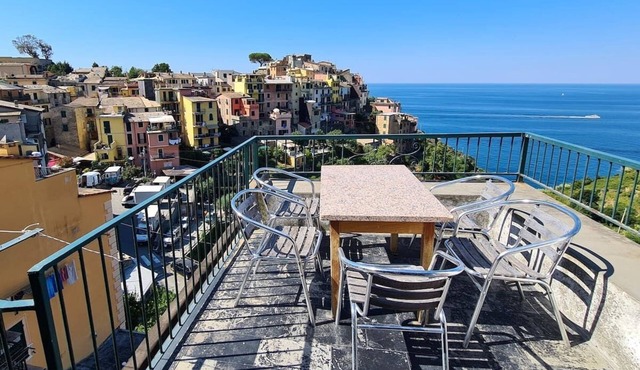 Isola Apartment with terrace and Stunning sea .
