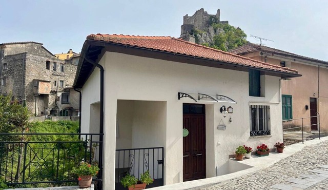 Apartment 'Al Frantoio' with Private Garden