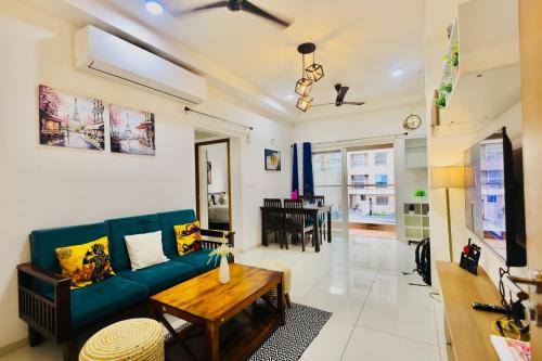 Ivory Poolview Residences - Luxury 2BHK, Gift city