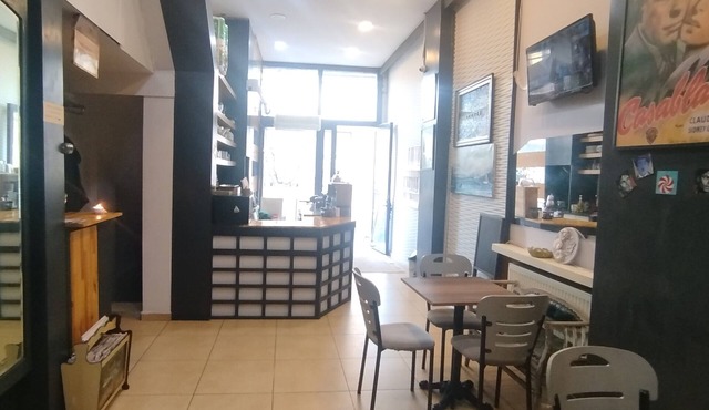 Ivy Hostel Cafe