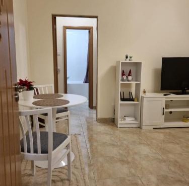 Iza Suite